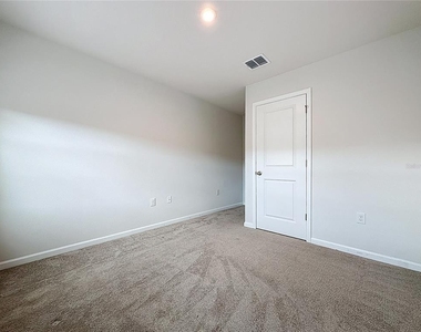 409 Sedgewick Drive - Photo Thumbnail 21