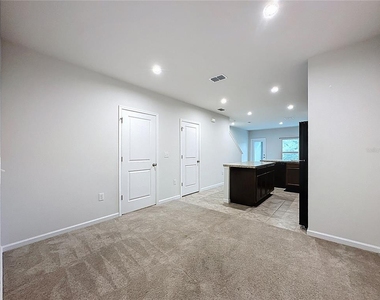 409 Sedgewick Drive - Photo Thumbnail 10