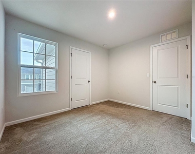 409 Sedgewick Drive - Photo Thumbnail 24