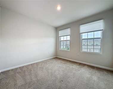 409 Sedgewick Drive - Photo Thumbnail 19
