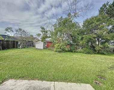 162 Guadalajara Drive - Photo Thumbnail 41