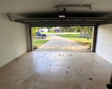1694 Neptune Road - Photo Thumbnail 21