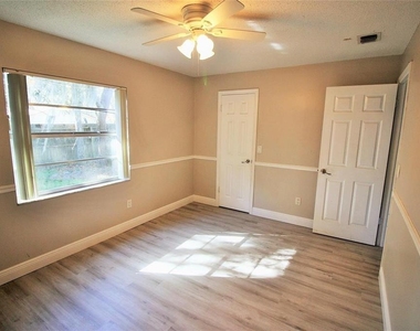 109 Donnington Court - Photo Thumbnail 9