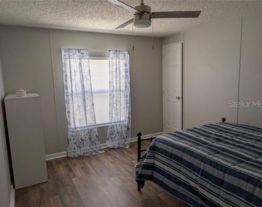 25836 Manhattan Lane - Photo Thumbnail 10