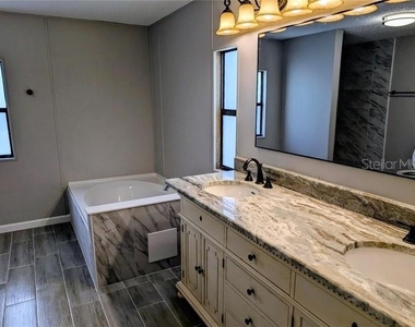 25836 Manhattan Lane - Photo Thumbnail 8
