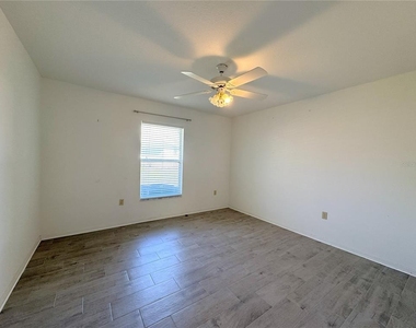 4394 N Bacall Loop - Photo Thumbnail 6