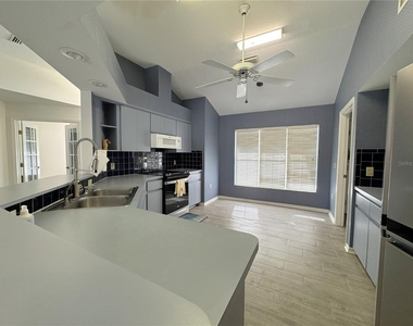 4394 N Bacall Loop - Photo Thumbnail 10