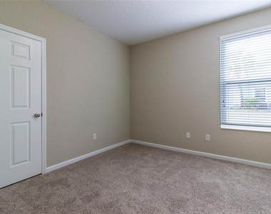4555 Sw 52nd Circle - Photo Thumbnail 31