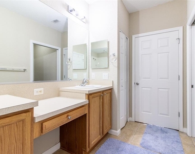 4555 Sw 52nd Circle - Photo Thumbnail 30