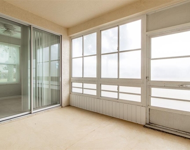 4555 Sw 52nd Circle - Photo Thumbnail 19