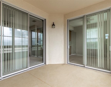 4555 Sw 52nd Circle - Photo Thumbnail 21