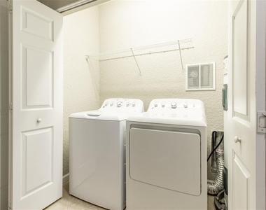 4555 Sw 52nd Circle - Photo Thumbnail 39