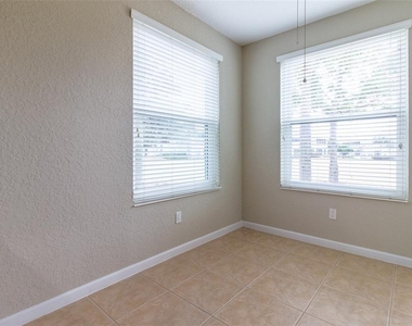 4555 Sw 52nd Circle - Photo Thumbnail 12
