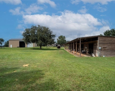 4951 Se 212th Court - Photo Thumbnail 9
