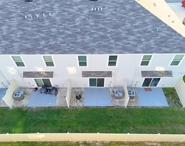 6652 Sw 81st Loop - Photo Thumbnail 23