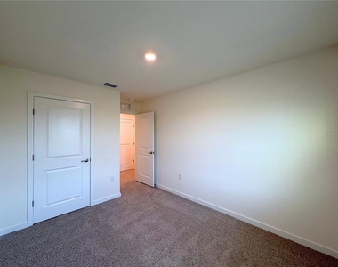 6605 Sw 81st Loop - Photo Thumbnail 20