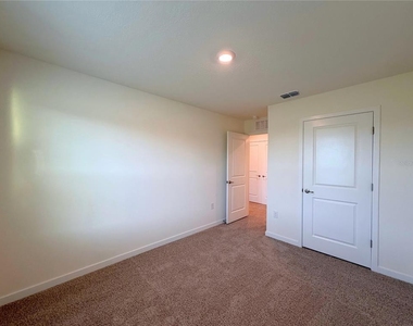 6605 Sw 81st Loop - Photo Thumbnail 17