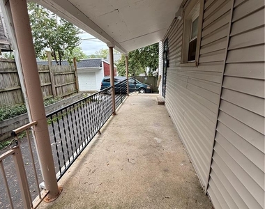 620 Martins Lane - Photo Thumbnail 16
