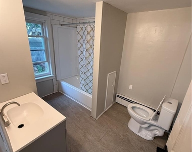 620 Martins Lane - Photo Thumbnail 8