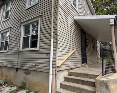 620 Martins Lane - Photo Thumbnail 2