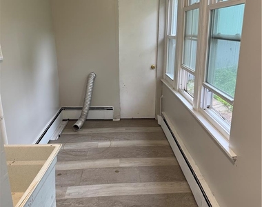 620 Martins Lane - Photo Thumbnail 15
