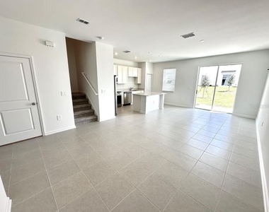 5848 Energy Way - Photo Thumbnail 5