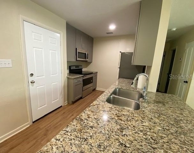2107 Lake Margaret Drive - Photo Thumbnail 6