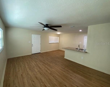2107 Lake Margaret Drive - Photo Thumbnail 9