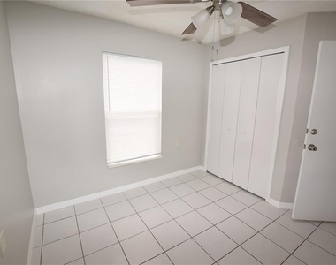 1023 Cranberry Drive - Photo Thumbnail 18