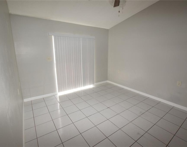 1023 Cranberry Drive - Photo Thumbnail 23