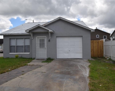 1023 Cranberry Drive - Photo Thumbnail 3