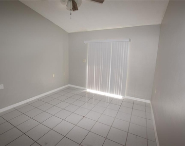 1023 Cranberry Drive - Photo Thumbnail 26