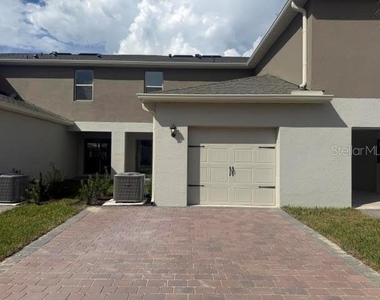 16546 Barbours Creek Way - Photo Thumbnail 15