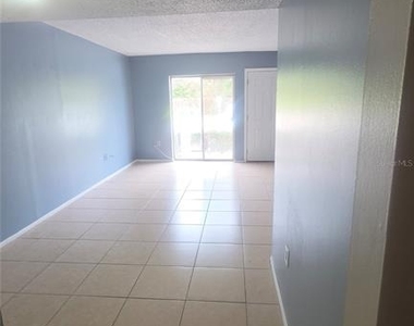 4113 S Semoran Boulevard - Photo Thumbnail 5