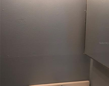 4113 S Semoran Boulevard - Photo Thumbnail 9