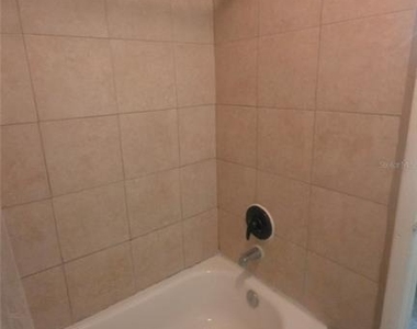 4113 S Semoran Boulevard - Photo Thumbnail 15