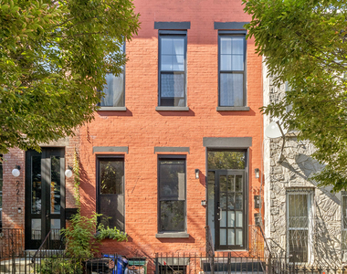 223 Chauncey Street - Photo Thumbnail 3