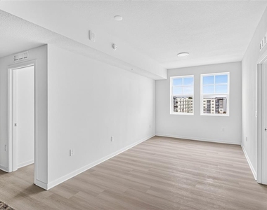 5563 Millenia Park Blvd - Photo Thumbnail 9