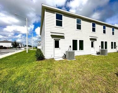1574 Plank Place - Photo Thumbnail 27