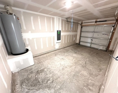 1574 Plank Place - Photo Thumbnail 26