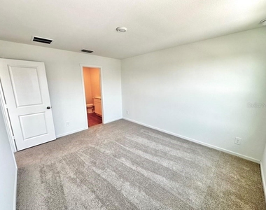 2986 Cherry Lane - Photo Thumbnail 14