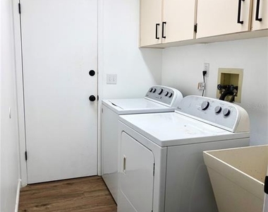 5195 W Kristina Loop - Photo Thumbnail 21