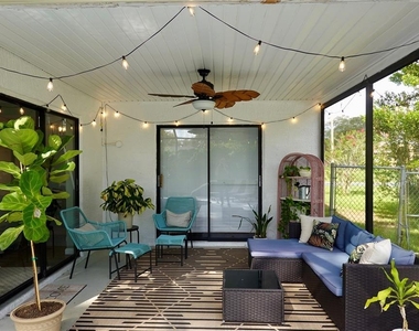 5195 W Kristina Loop - Photo Thumbnail 22