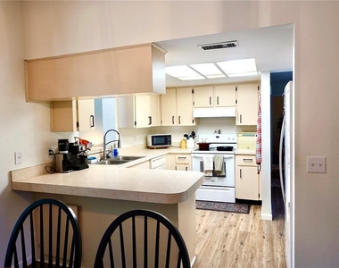 5195 W Kristina Loop - Photo Thumbnail 4