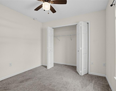 4334 E Maryland Street - Photo Thumbnail 17