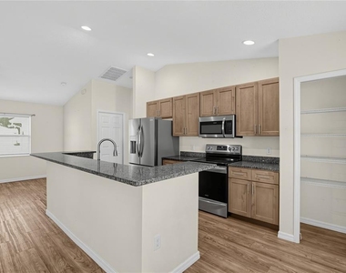 4334 E Maryland Street - Photo Thumbnail 14