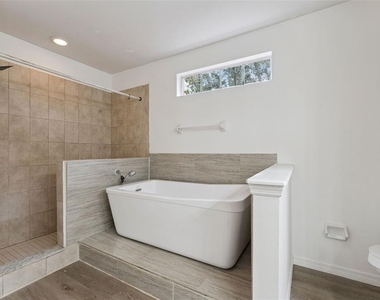 1192 N Fairway Drive - Photo Thumbnail 15