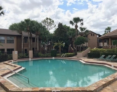 2941 Antique Oaks Circle - Photo Thumbnail 2