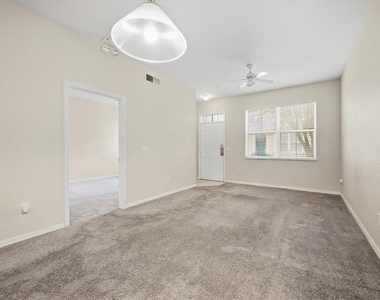 4006 Venetian Bay Drive - Photo Thumbnail 8