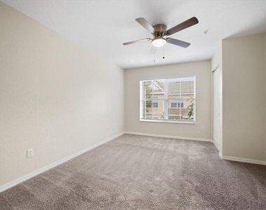 4006 Venetian Bay Drive - Photo Thumbnail 13